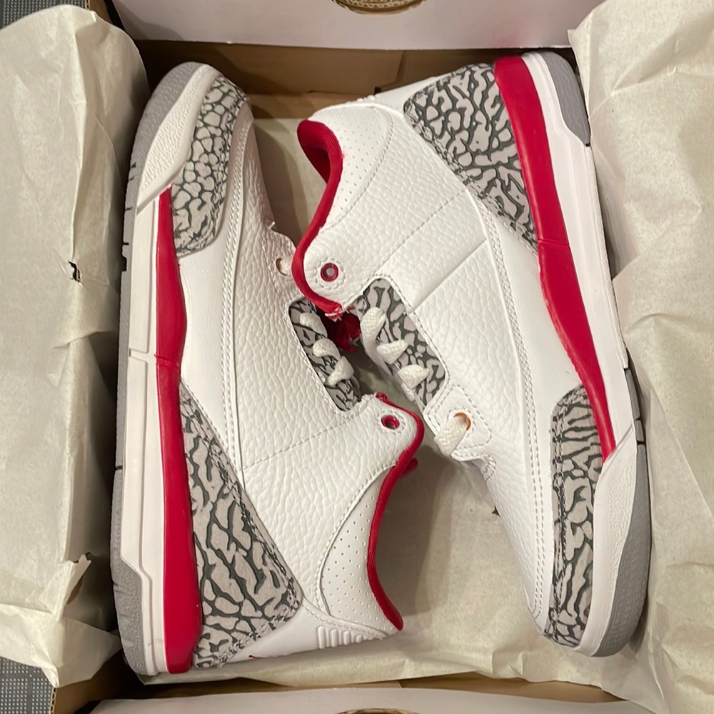Jordan 3 retro “Cardinal” New In Box!